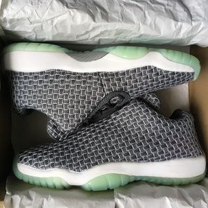 Air Jordan Future Low Shoes (Kids 6.5Y/ Women’s 8)